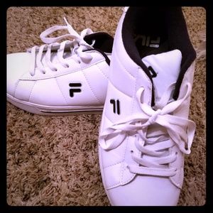 Mens fila sz 10